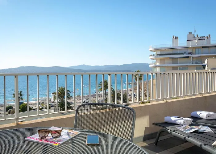 Climatise Avec Terrasse, A 50m De La Et Proche Commerces, Gare Et Centre-ville. - Fr-1-466a-9 アパート